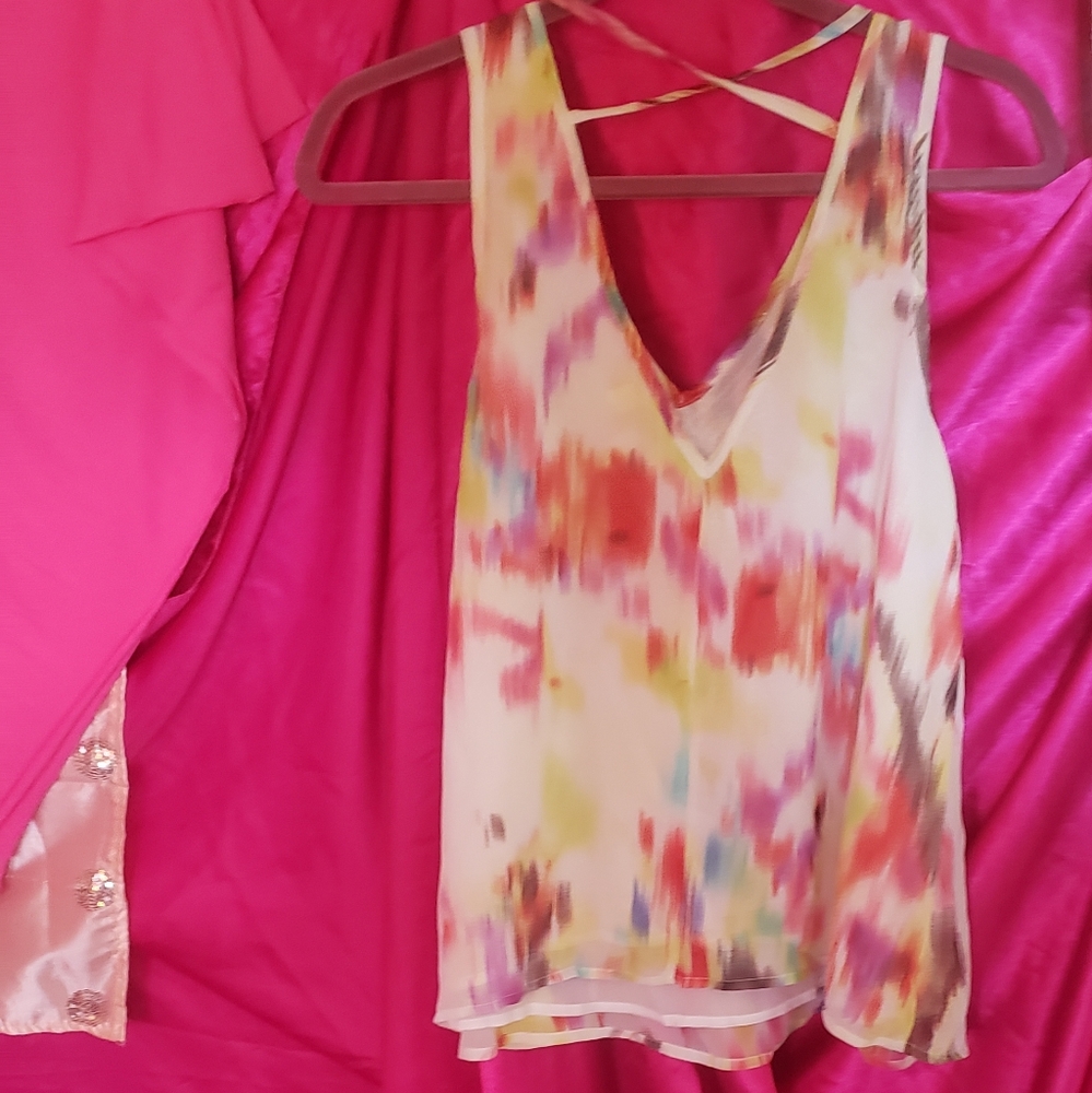 Top - Picture 4 of 4